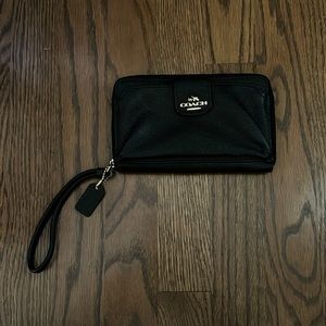 Coach black leather wristlet